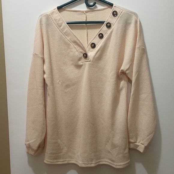 NWT Cream Thermal Pullover Long Sleeve Top - Picture 3 of 8